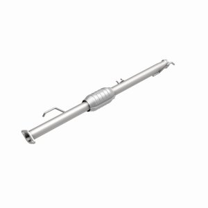 Toyota Tundra Catalytic Converter - Rear - Magnaflow - California Grade CARB Compliant Direct-Fit - `00-`04 Toyota Tundra Catalytic Converter - Rear - Magnaflow - California Grade CARB Compliant Direct-Fit - `00-`04