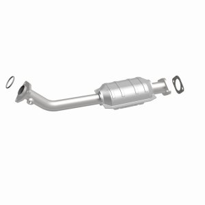 Nissan Pathfinder Catalytic Converter - Passenger Side Rear - Magnaflow - California Grade CARB Compliant Direct-Fit - `01-`04