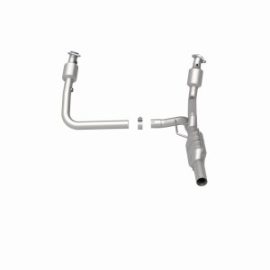Dodge Ram 1500 Direct-Fit Catalytic Converter - Magnaflow - California Grade CARB Compliant - `00-`01
