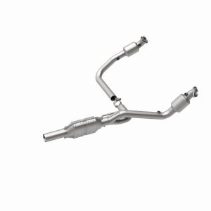 Dodge Ram 1500 Direct-Fit Catalytic Converter - Magnaflow - California Grade CARB Compliant - `00-`01