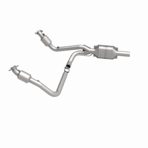 Dodge Ram 1500 Direct-Fit Catalytic Converter - Magnaflow - California Grade CARB Compliant - `00-`01