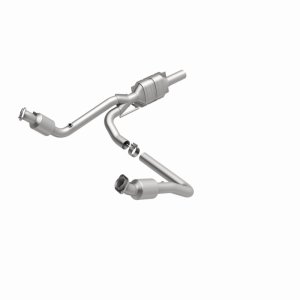 Dodge Ram 2500 Direct-Fit Catalytic Converter - Magnaflow - California Grade CARB Compliant - `00-`01