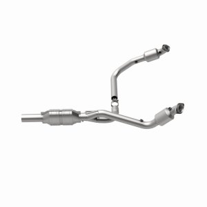 Dodge Ram 2500 Direct-Fit Catalytic Converter - Magnaflow - California Grade CARB Compliant - `00-`01