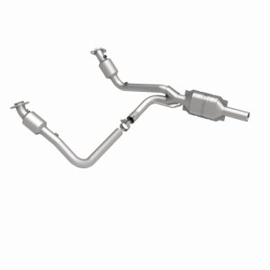 Dodge Ram 2500 Direct-Fit Catalytic Converter - Magnaflow - California Grade CARB Compliant - `00-`01