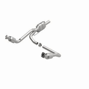 Dodge Ram 2500 Direct-Fit Catalytic Converter - Magnaflow - California Grade CARB Compliant - `00-`01