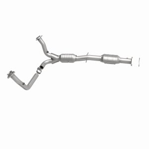 Chevrolet S10 Catalytic Converter - Magnaflow - California Grade CARB Compliant Direct-Fit - `00-`02