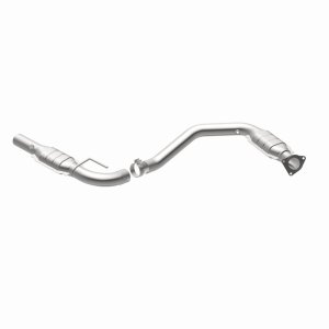 Chevrolet Express 2500 Catalytic Converter - Driver Side - Magnaflow - California Grade CARB Compliant - `03-`05