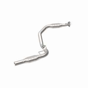 Chevrolet Express 2500 Catalytic Converter - Driver Side - Magnaflow - California Grade CARB Compliant - `03-`05