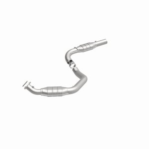 Chevrolet Express 3500 Catalytic Converter - Driver Side - Magnaflow - California Grade CARB Compliant - `03-`05