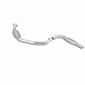 Chevrolet Express 3500 Catalytic Converter - Driver Side - Magnaflow - California Grade CARB Compliant - `03-`05
