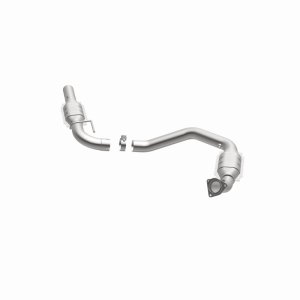 Chevrolet Express 3500 Catalytic Converter - Driver Side - Magnaflow - California Grade CARB Compliant - `03-`05