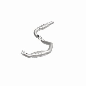 Chevrolet Express 3500 Catalytic Converter - Driver Side - Magnaflow - California Grade CARB Compliant - `03-`05