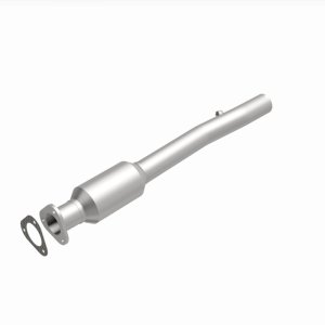 Ford E-250 Econoline Catalytic Converter - Magnaflow - California Grade CARB Compliant Direct-Fit - `00-`02