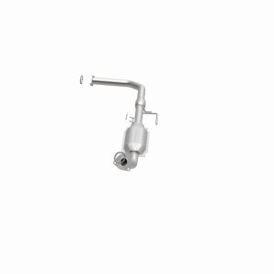 Toyota Tundra Catalytic Converter - Magnaflow - California Grade CARB Compliant Direct-Fit - `00-`02