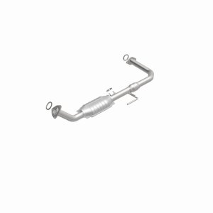 Toyota Tundra Catalytic Converter - Magnaflow - California Grade CARB Compliant Direct-Fit - `00-`02