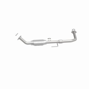 Toyota Tundra Catalytic Converter - Magnaflow - California Grade CARB Compliant Direct-Fit - `00-`02