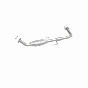 Toyota Tundra Catalytic Converter - Magnaflow - California Grade CARB Compliant Direct-Fit - `00-`02