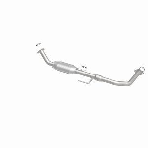 Toyota Tundra Catalytic Converter - Magnaflow - California Grade CARB Compliant Direct-Fit - `00-`02