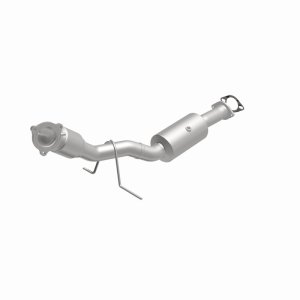 Volvo V70 Catalytic Converter - Magnaflow - California Direct-Fit - 2004