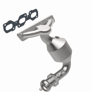 Ford Escape Catalytic Converter - Magnaflow - Direct Fit - `01-`05