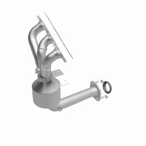 Ford Fusion Catalytic Converter - Magnaflow - California Grade CARB Compliant Direct-Fit - 2006