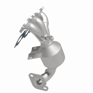 Ford Fusion Catalytic Converter - Magnaflow - California Grade CARB Compliant - 2006