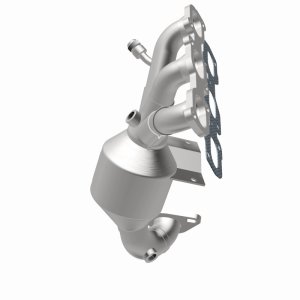 Lincoln Zephyr Catalytic Converter - Magnaflow - California Grade CARB Compliant - 2006