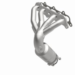 Toyota Camry Catalytic Converter - Magnaflow - California Grade CARB Compliant Direct-Fit - `97-`01