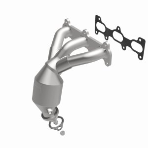Hyundai Sonata Catalytic Converter - Magnaflow - California Grade CARB Compliant, Direct-Fit - `99-`05