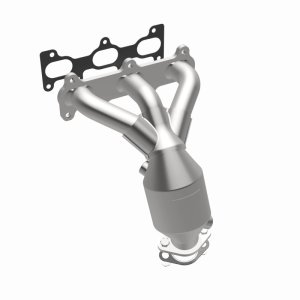Hyundai Sonata Catalytic Converter - Magnaflow - California Grade CARB Compliant, Direct-Fit - `99-`05