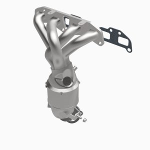 Nissan Altima Catalytic Converter - Magnaflow - California Grade CARB Compliant Direct-Fit - `02-`03
