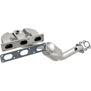 BMW 525i Catalytic Converter - Front - Magnaflow - California Grade CARB Compliant, Direct-Fit - `04-`05