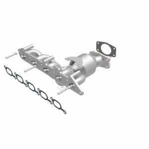 Volvo S60 Catalytic Converter - Magnaflow - California Grade CARB Compliant Direct-Fit - `01-`03