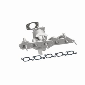 Volvo S60 Catalytic Converter - Magnaflow - California Grade CARB Compliant Direct-Fit - `01-`03