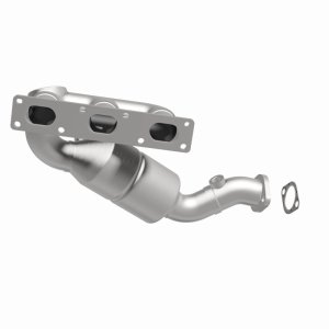BMW 528 Catalytic Converter - Rear - Magnaflow - California Grade CARB Compliant Direct-Fit - `99-`00