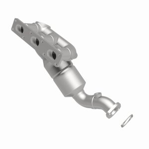 BMW 528 Catalytic Converter - Rear - Magnaflow - California Grade CARB Compliant Direct-Fit - `99-`00
