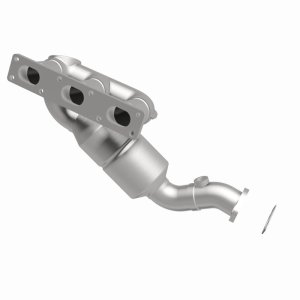 BMW 528 Catalytic Converter - Rear - Magnaflow - California Grade CARB Compliant Direct-Fit - `99-`00