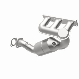 BMW 528 Catalytic Converter - Rear - Magnaflow - California Grade CARB Compliant Direct-Fit - `99-`00
