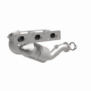 BMW 528 Catalytic Converter - Rear - Magnaflow - California Grade CARB Compliant Direct-Fit - `99-`00