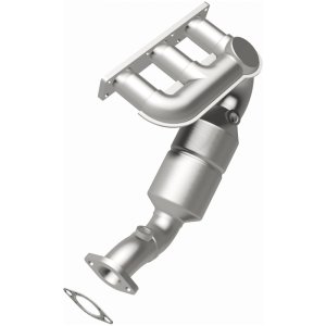 BMW 528 Catalytic Converter - Rear - Magnaflow - California Grade CARB Compliant Direct-Fit - `99-`00