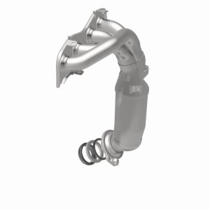 Toyota RAV4 Catalytic Converter - Magnaflow - California Grade CARB Compliant Direct-Fit - `04-`05