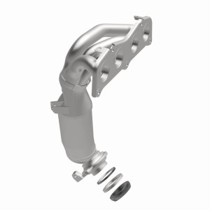 Toyota RAV4 Catalytic Converter - Magnaflow - California Grade CARB Compliant Direct-Fit - `04-`05