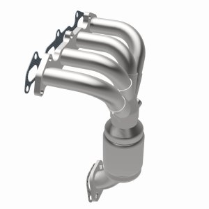 Kia Rio Catalytic Converter - Magnaflow - California Direct-Fit - `03-`04