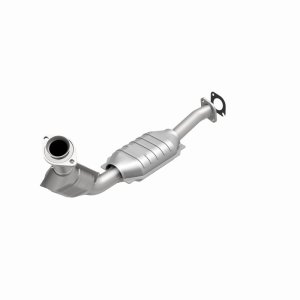 Ford Crown Victoria Catalytic Converter - Magnaflow - California Grade CARB Compliant Direct-Fit - `03-`06