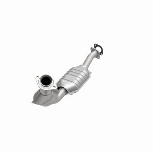 Ford Crown Victoria Catalytic Converter - Magnaflow - California Grade CARB Compliant Direct-Fit - `03-`06