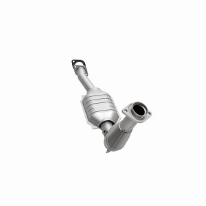 Lincoln Town Car Catalytic Converter - Magnaflow - California Grade CARB Compliant Direct-Fit - `03-`06 Lincoln Town Car Catalytic Converter - Magnaflow - California Grade CARB Compliant Direct-Fit - `03-`06