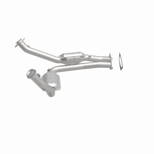 Mazda B3000 Catalytic Converter - Magnaflow - Direct Fit, California Grade CARB Compliant - `04-`06