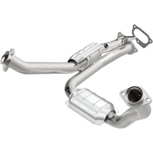 Mazda B3000 Catalytic Converter - Magnaflow - Direct Fit, California Grade CARB Compliant - `04-`06