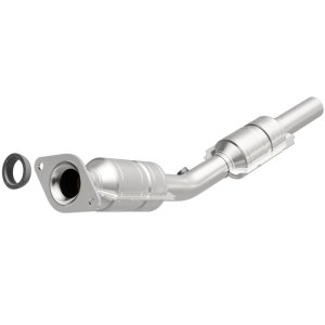Toyota Corolla Catalytic Converter - Magnaflow - California Direct-Fit - `03-`04