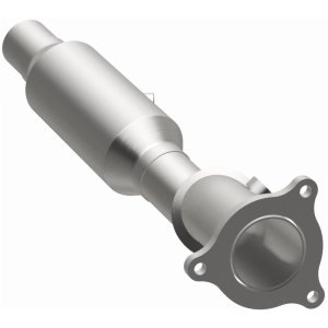 Chrysler Pacifica Catalytic Converter - Underbody - Magnaflow - California Grade CARB Compliant Direct-Fit - `04-`06